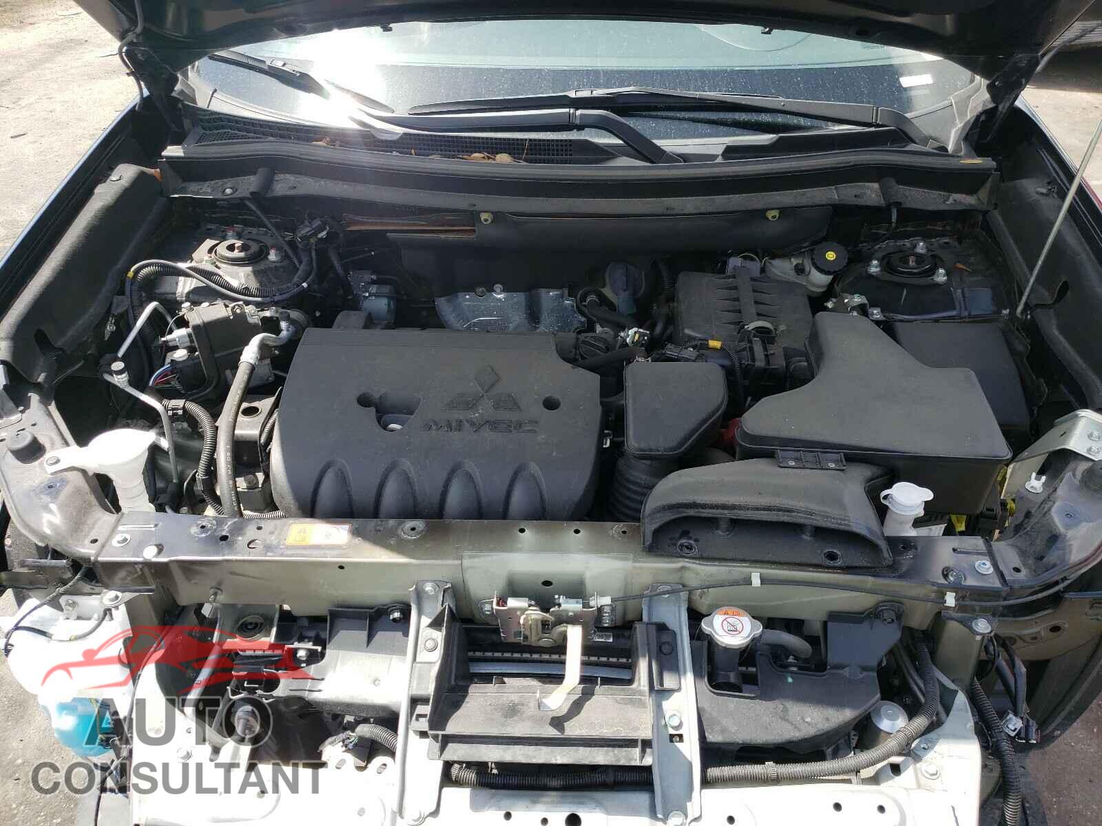 MITSUBISHI OUTLANDER 2019 - JA4AD3A39KZ033297