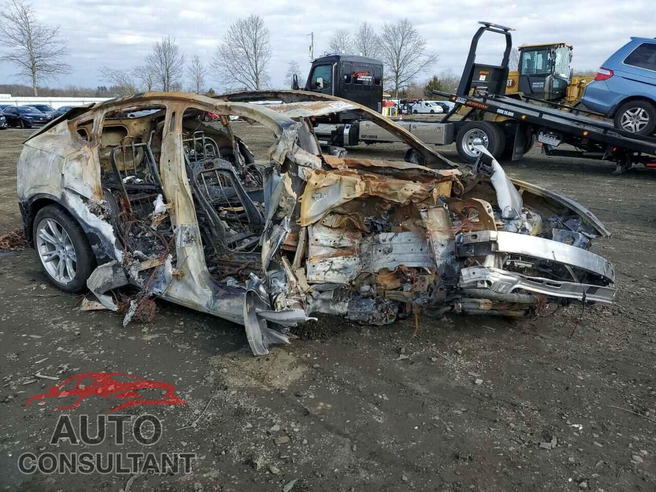 TESLA MODEL Y 2023 - 7SAYGDED1PF914497