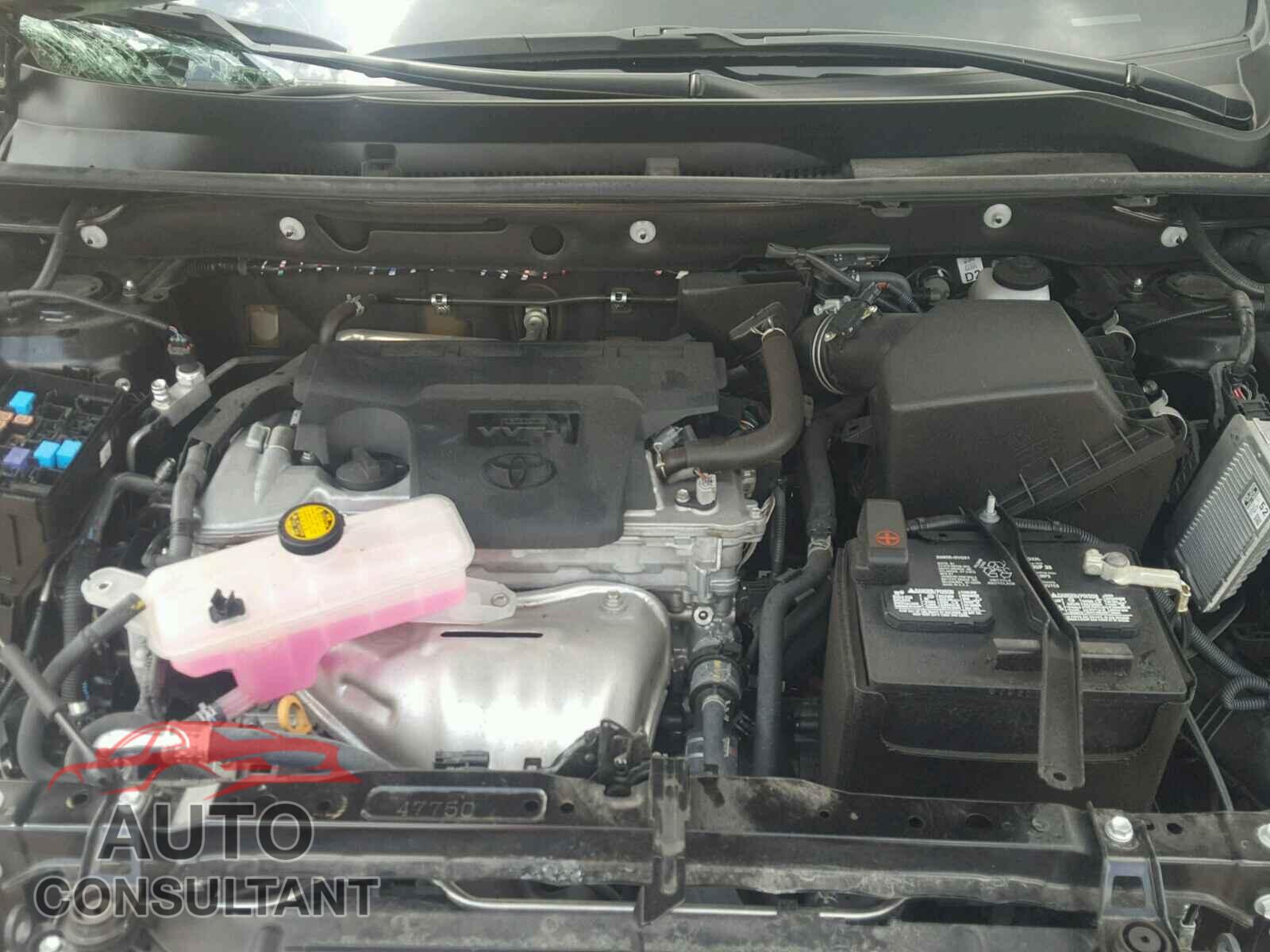 TOYOTA RAV4 2017 - 2T3DFREV4HW543982
