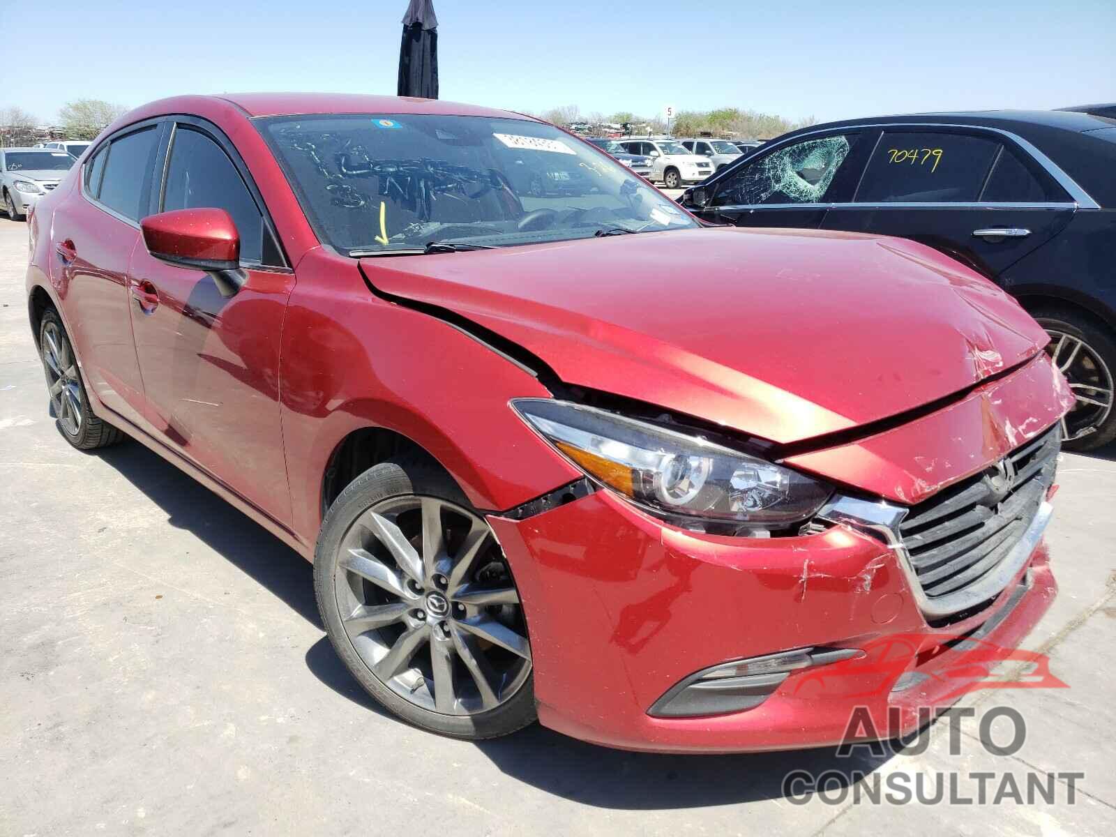 MAZDA 3 2018 - 3MZBN1V38JM209453