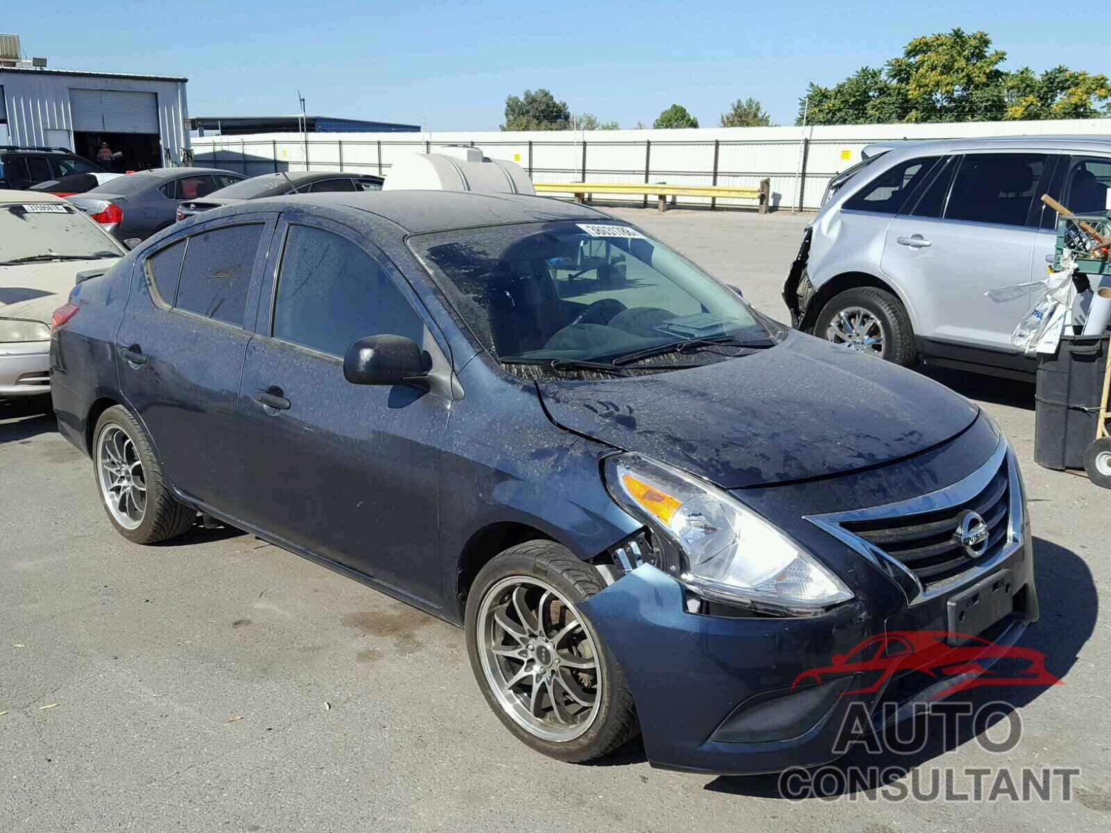 NISSAN VERSA 2015 - 3N1CN7AP9FL901174
