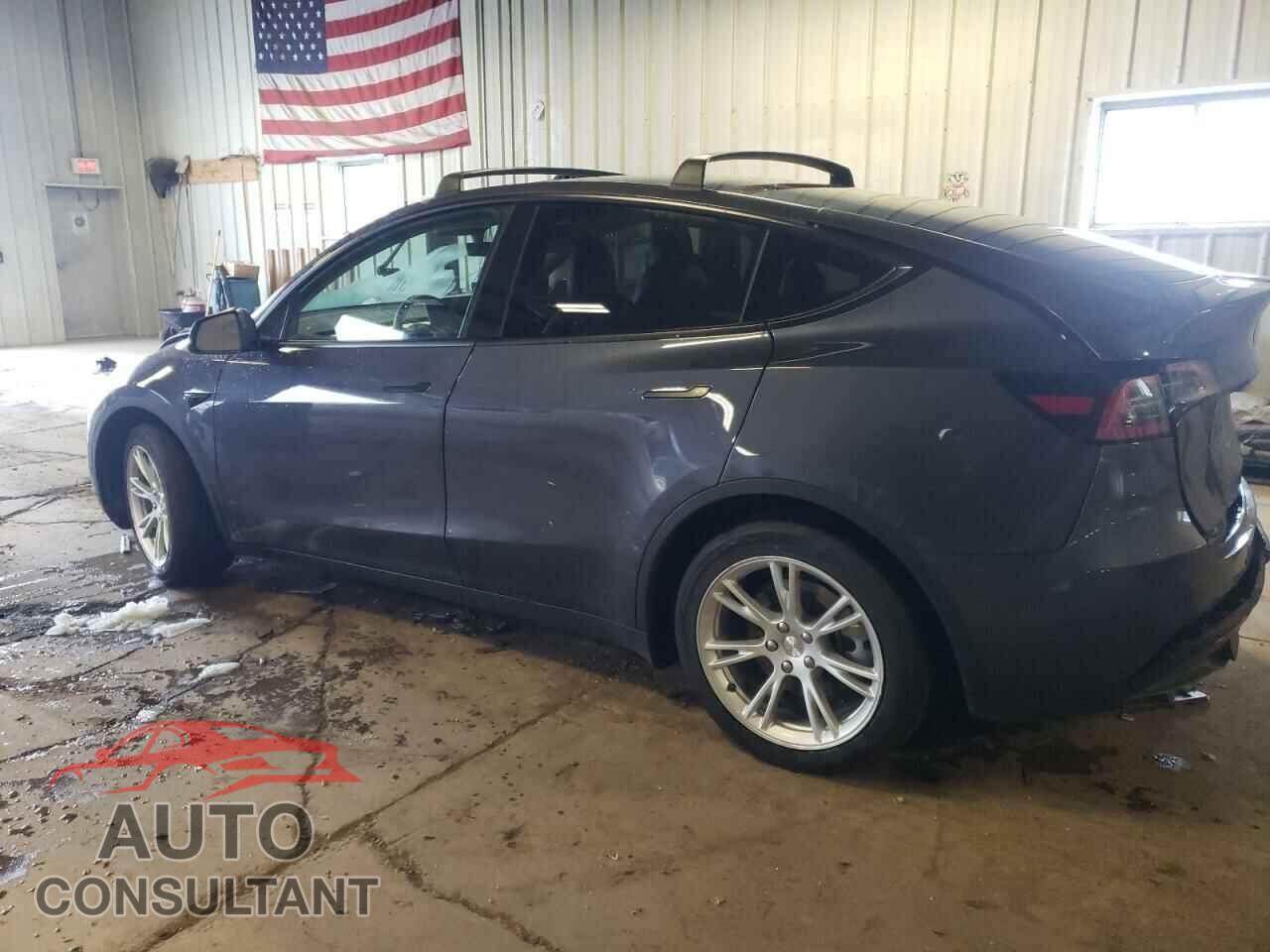 TESLA MODEL Y 2022 - 7SAYGDEE6NF320736