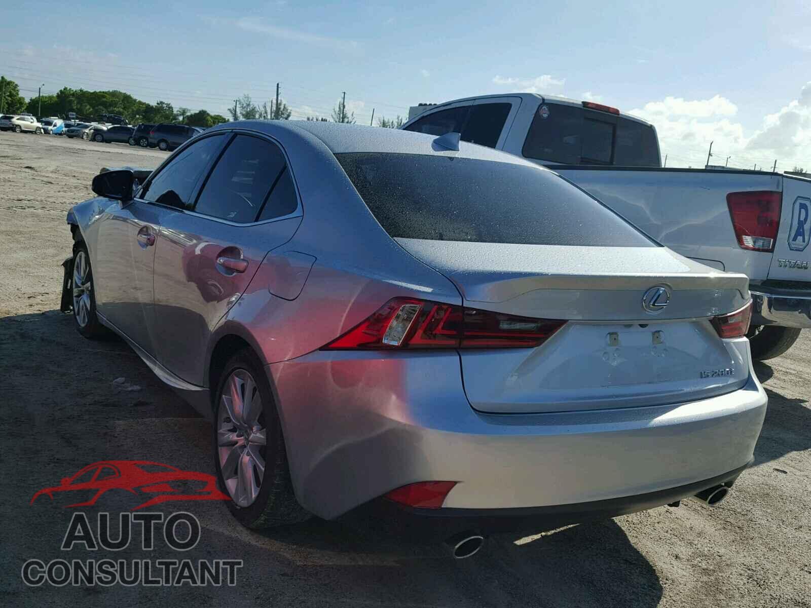 LEXUS IS 2016 - JTHBA1D28G5022718