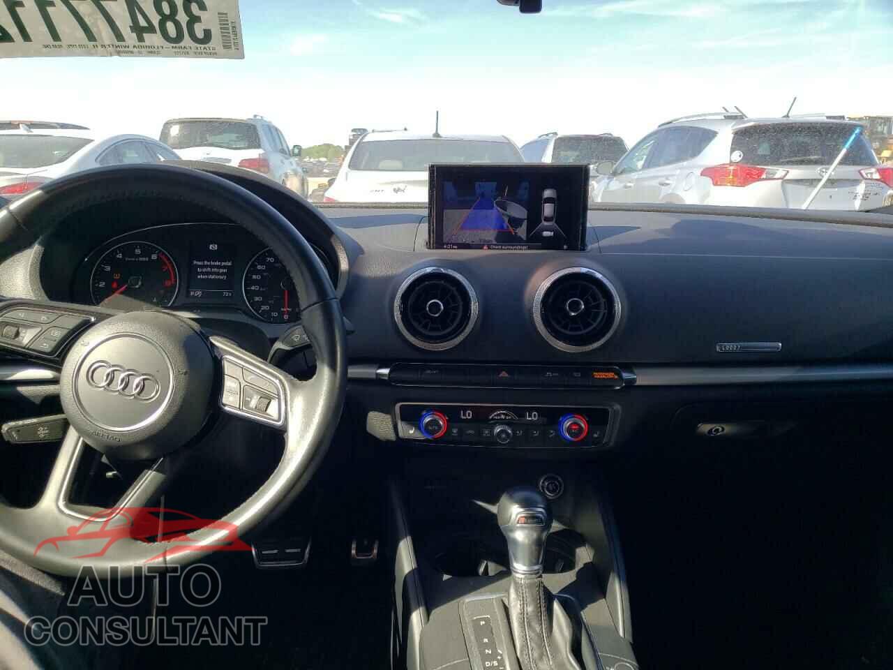 AUDI A3 2019 - WAUAUGFF3K1011825