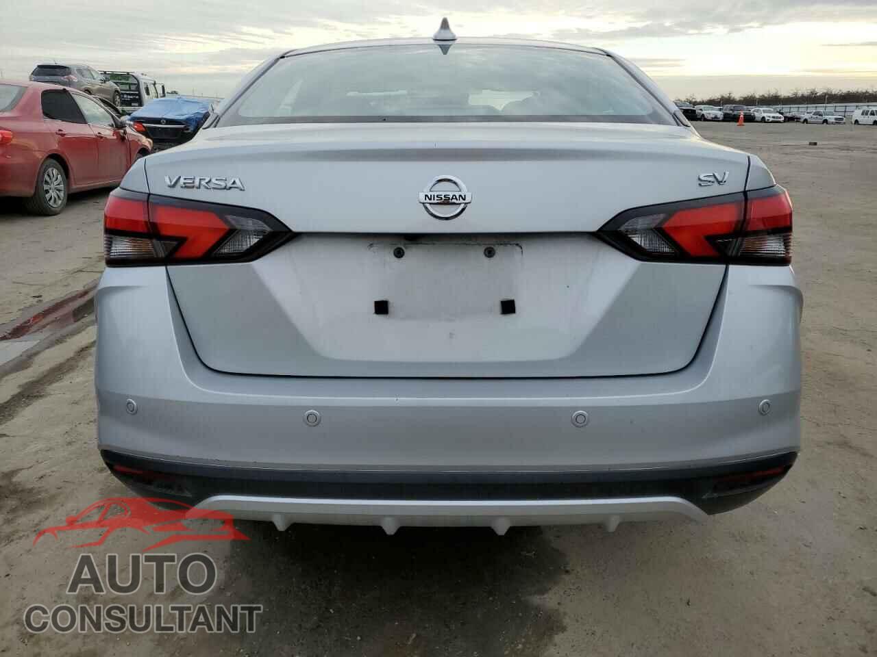 NISSAN VERSA 2021 - 3N1CN8EV5ML828669