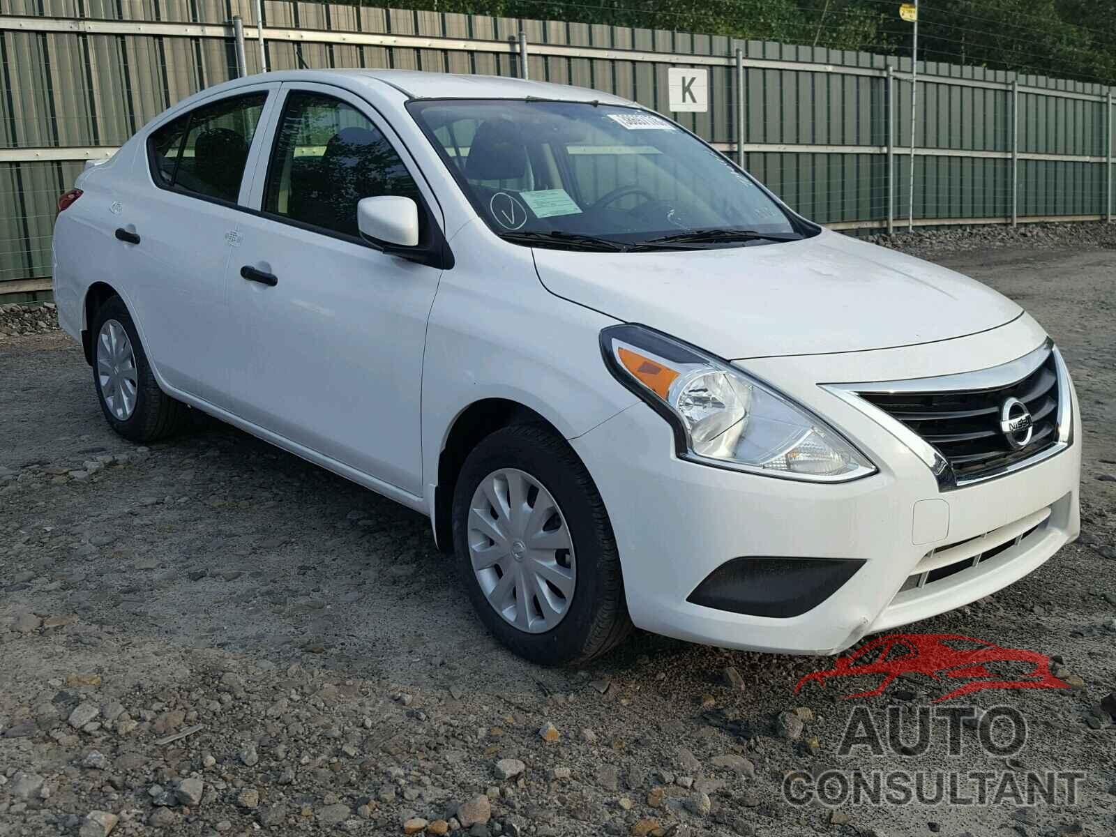 NISSAN VERSA 2018 - 3N1CN7APXJL853791