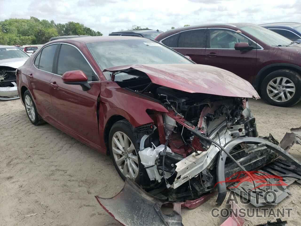 TOYOTA CAMRY 2018 - 4T1B11HK3JU595840