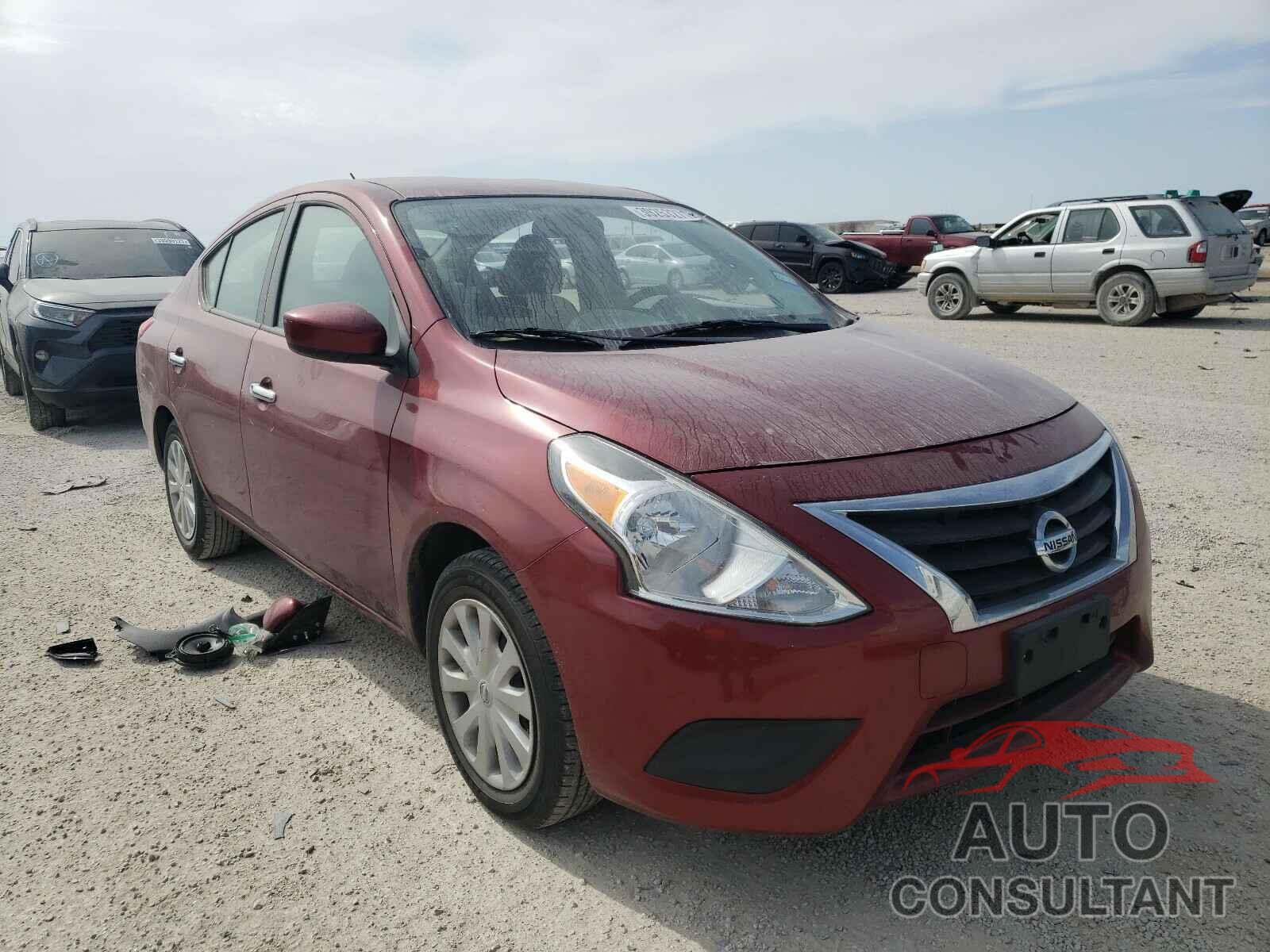 NISSAN VERSA 2018 - 3N1CN7AP1JK395211