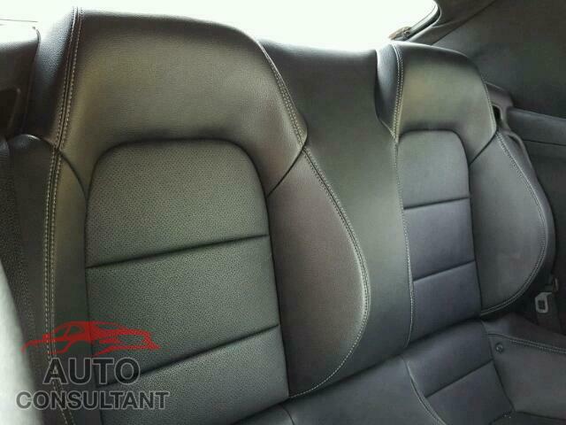 FORD MUSTANG 2015 - 1FATP8UH7F5400520