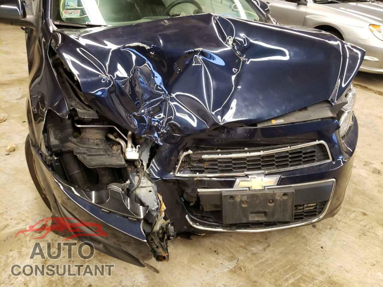 CHEVROLET SONIC 2016 - 1G1JC5SH2G4146293