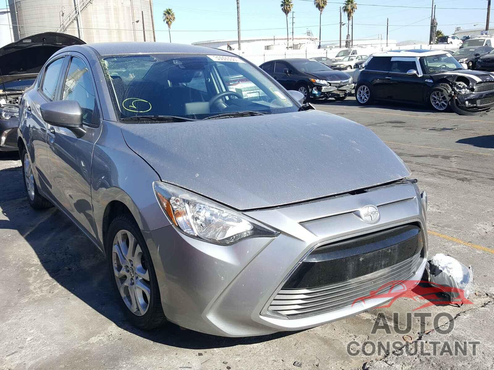 TOYOTA SCION 2016 - 3MYDLBZV5GY121594