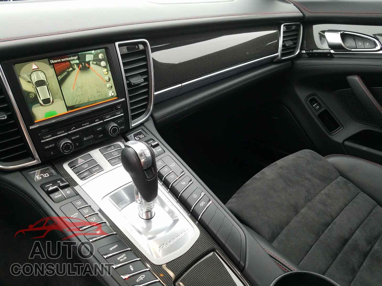 PORSCHE PANAMERA 2016 - WP0AF2A70GL082198