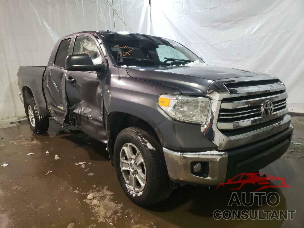 TOYOTA TUNDRA 2016 - 5TFUY5F17GX522844