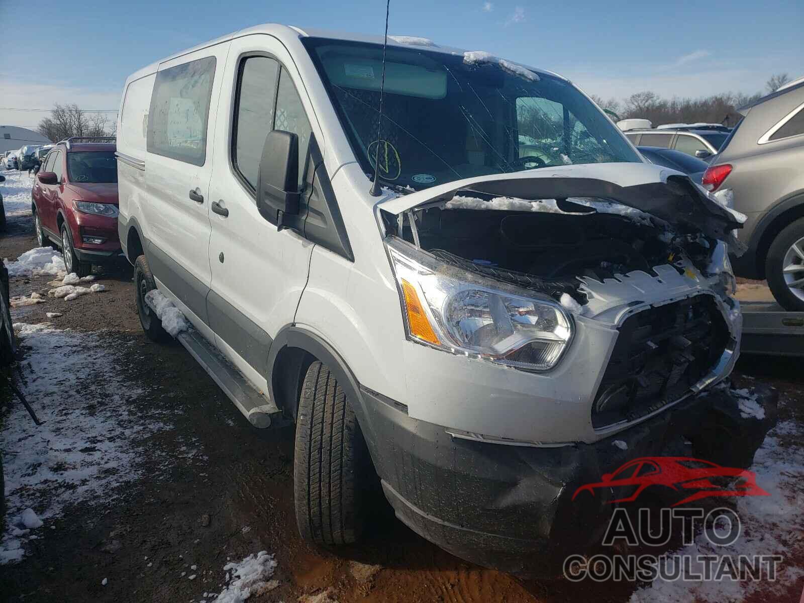 FORD TRANSIT CO 2019 - 1FTYR1YM1KKB35095