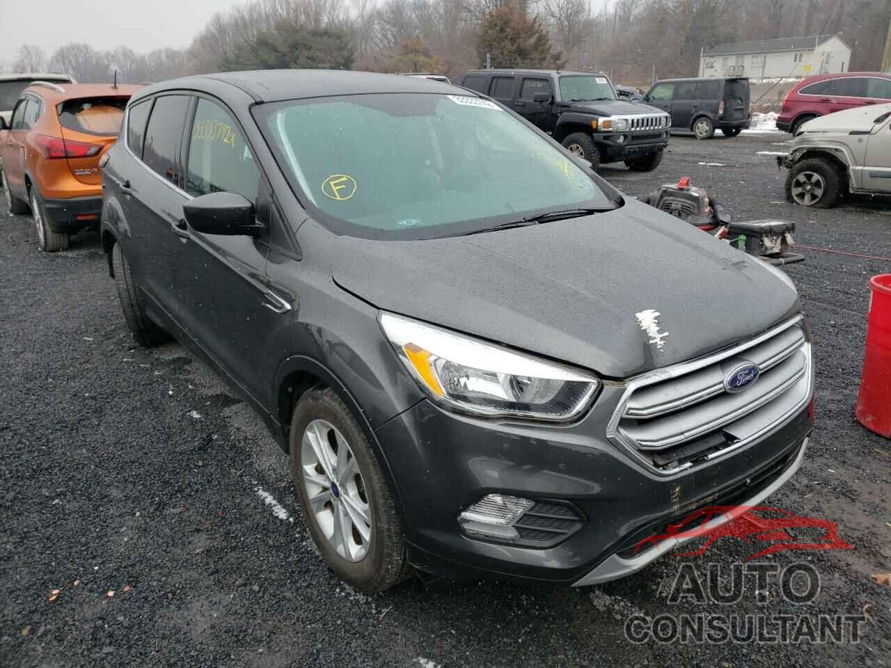 FORD ESCAPE 2017 - 1FMCU0GD3HUD05700