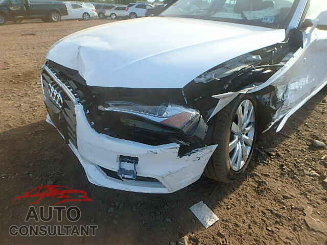 AUDI A4 2015 - WAUBFAFL8FN013182