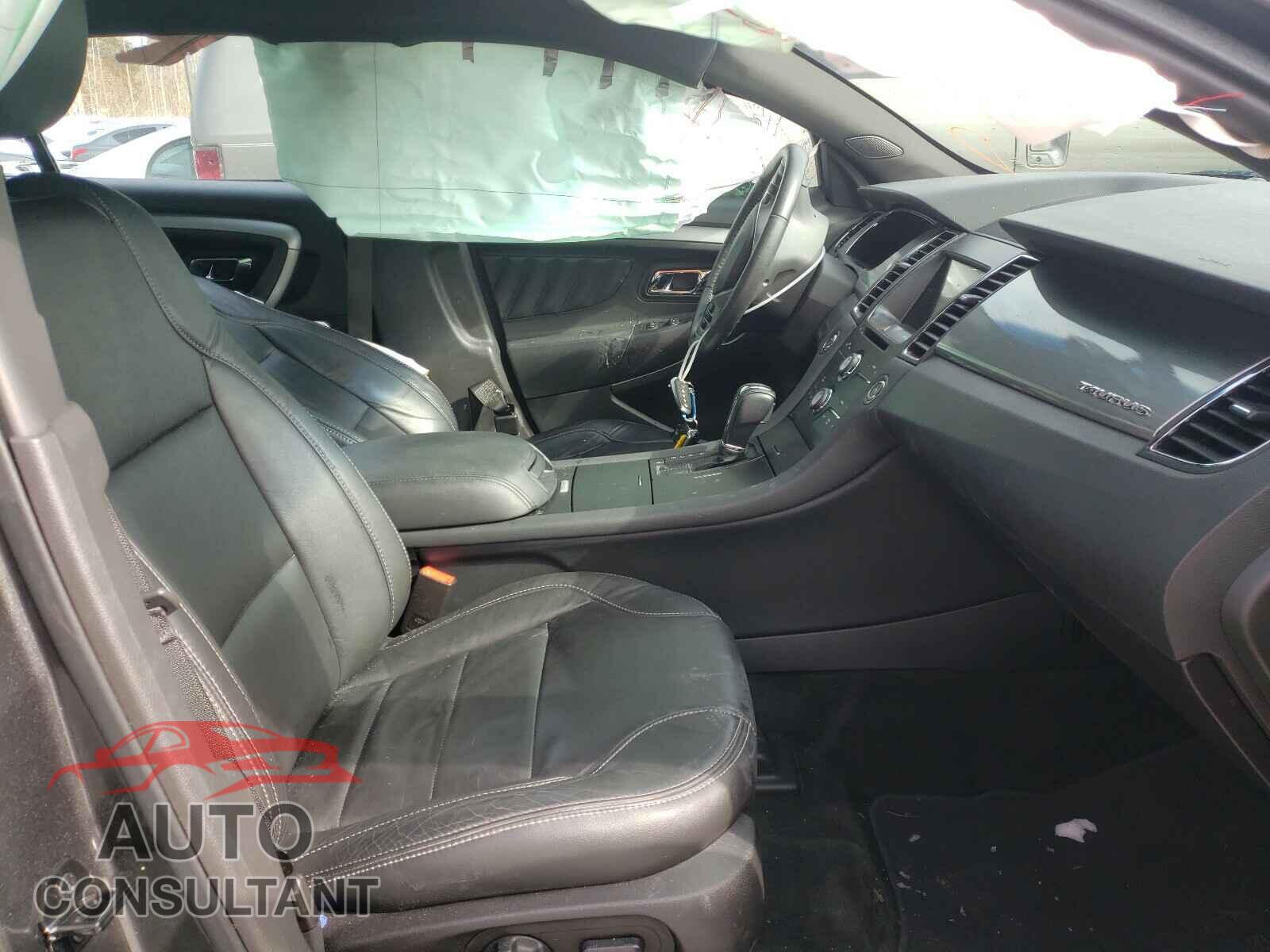 FORD TAURUS 2016 - 1FAHP2E82GG109222