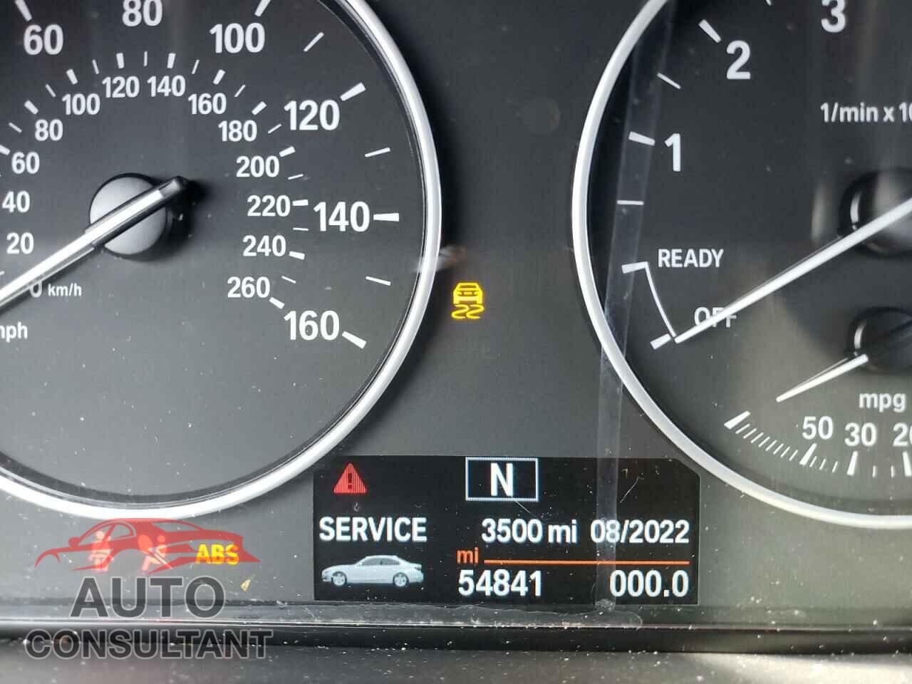 BMW 3 SERIES 2016 - WBA8E1G57GNU10798
