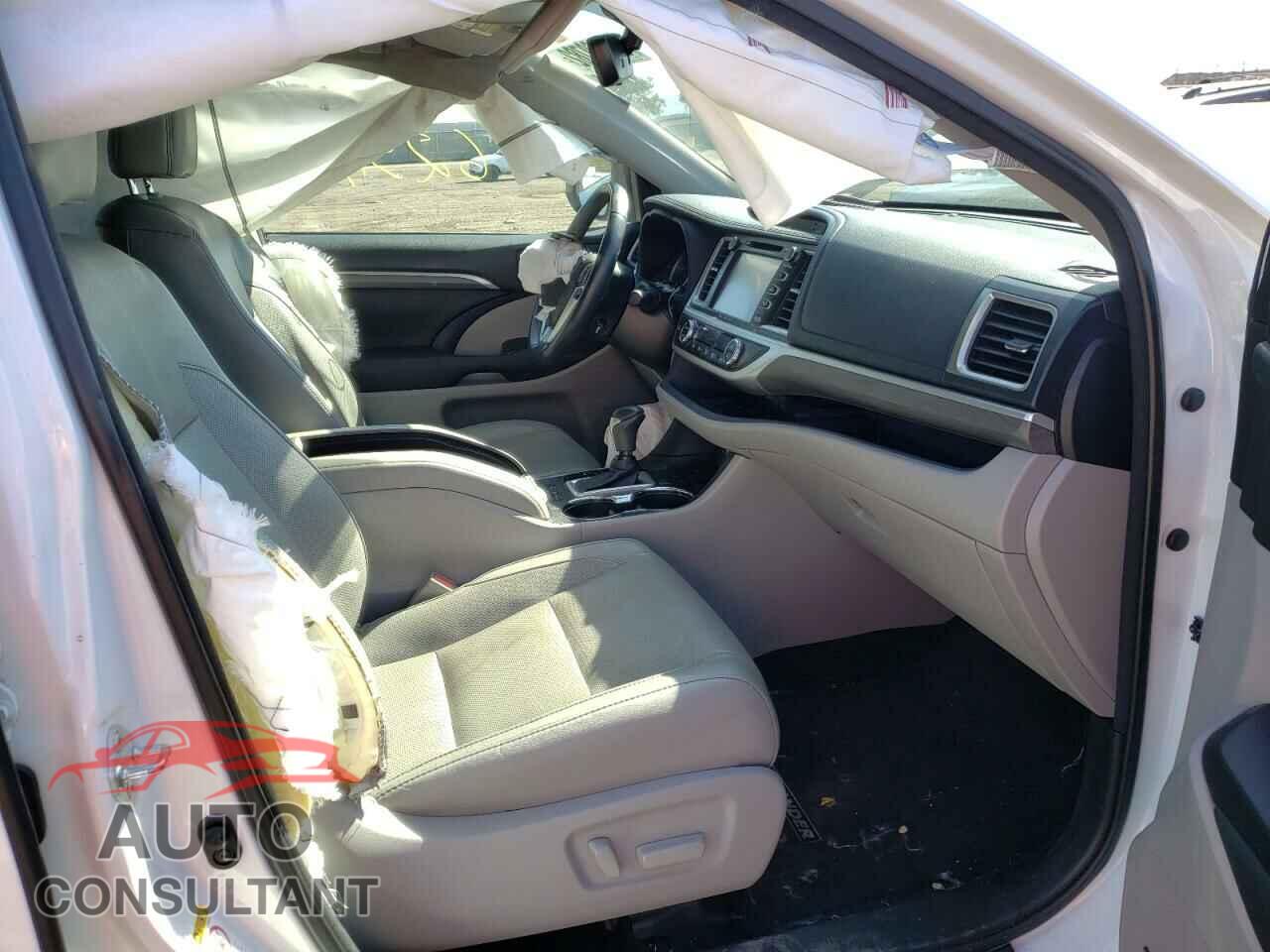 TOYOTA HIGHLANDER 2017 - 5TDYZRFH0HS205515