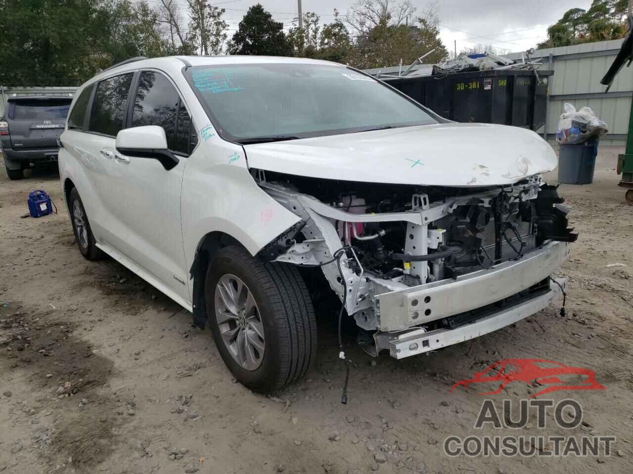 TOYOTA SIENNA 2021 - 5TDYRKEC7MS059072