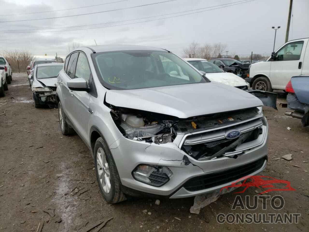 FORD ESCAPE 2017 - 1FMCU0GD8HUE17473