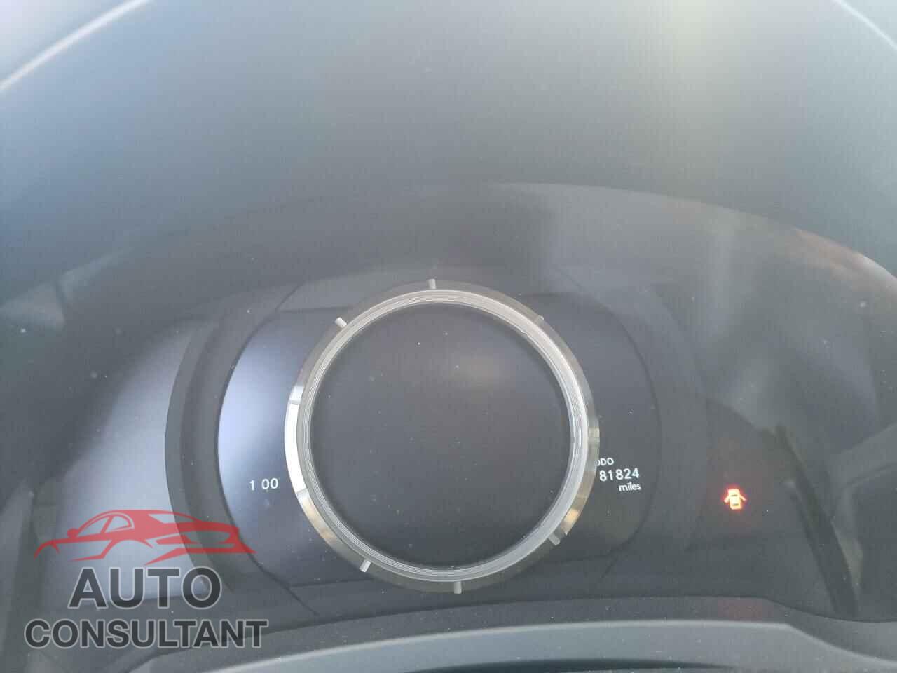 LEXUS IS 2017 - JTHBA1D22H5052735
