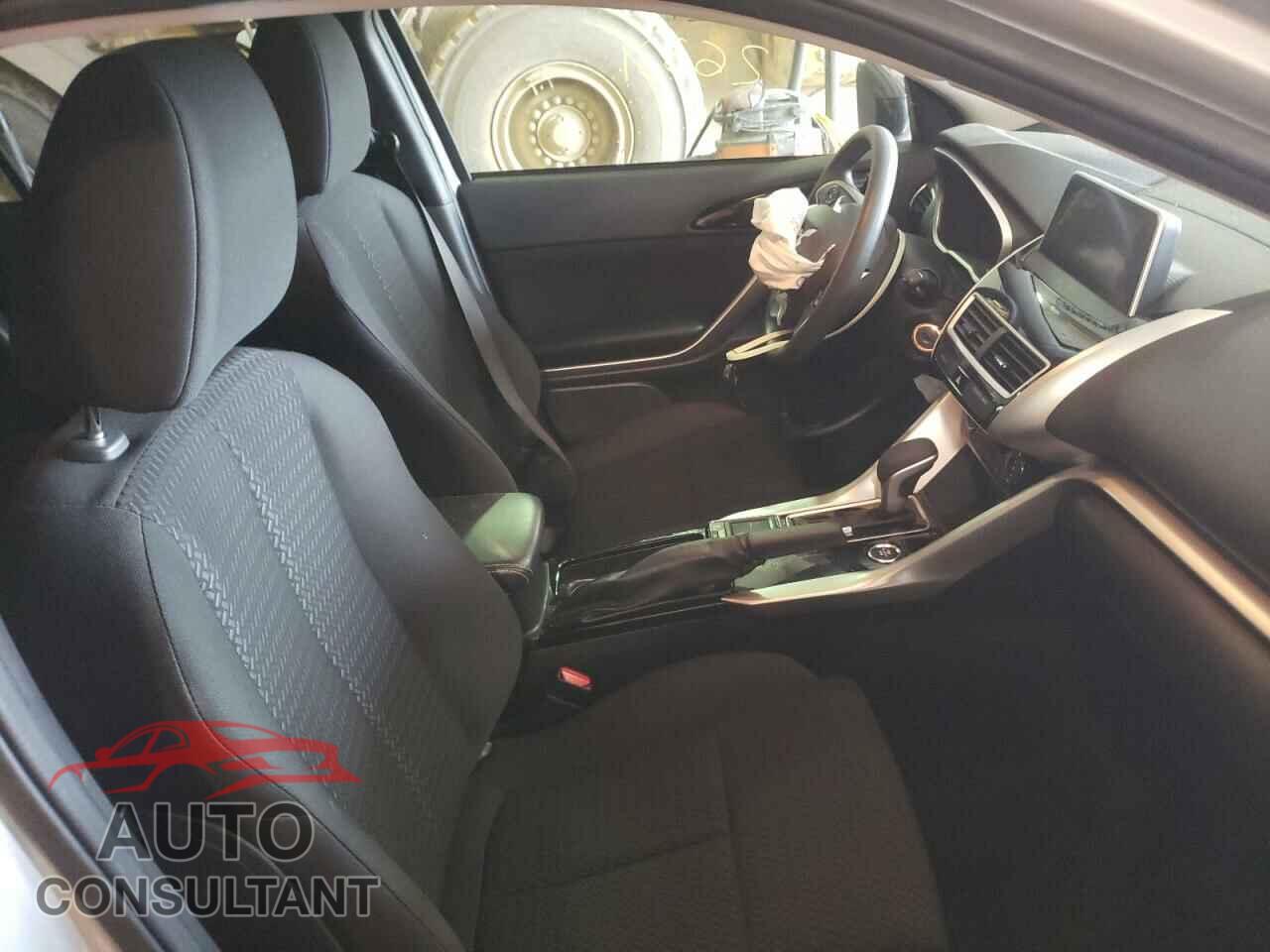 MITSUBISHI ECLIPSE 2018 - JA4AT4AA9JZ065723