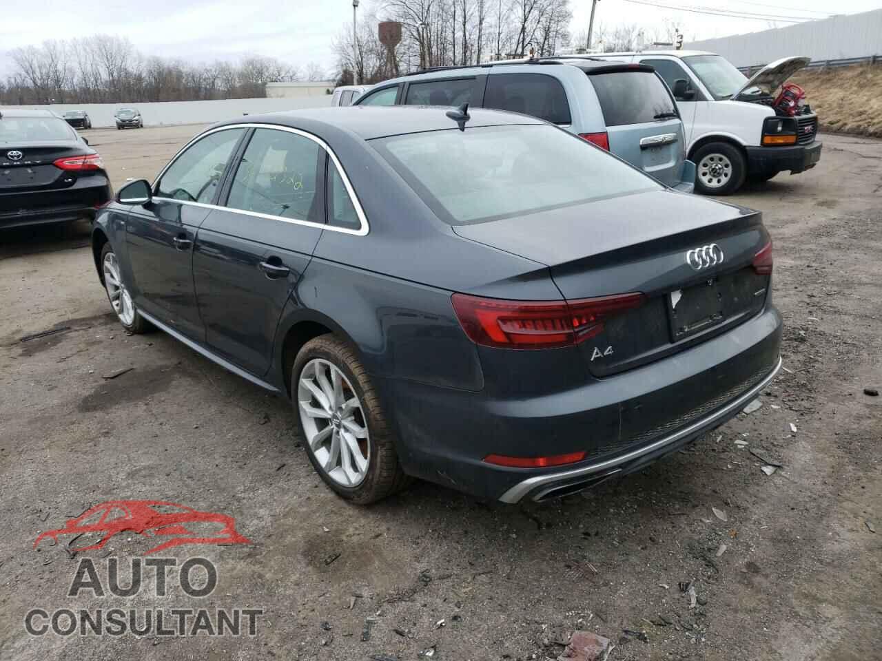 AUDI A4 2019 - WAUDNAF40KN014521