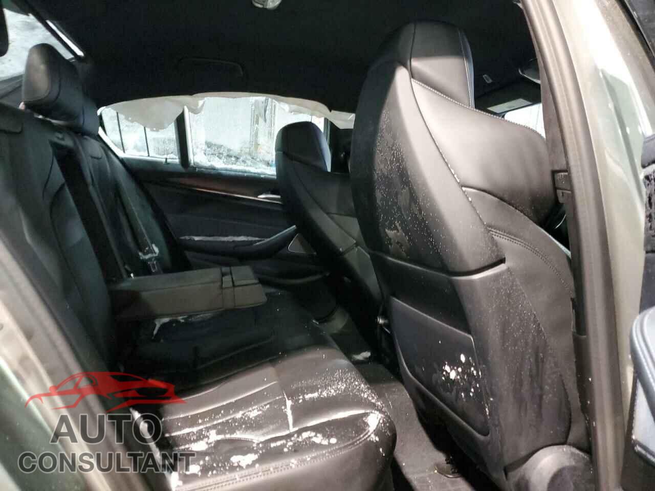 BMW M5 2021 - WBS83CH02MCF08437