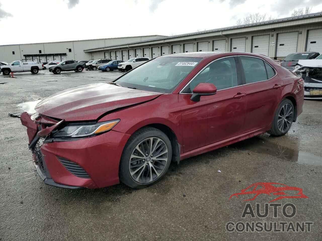 TOYOTA CAMRY 2018 - 4T1B11HK7JU517142