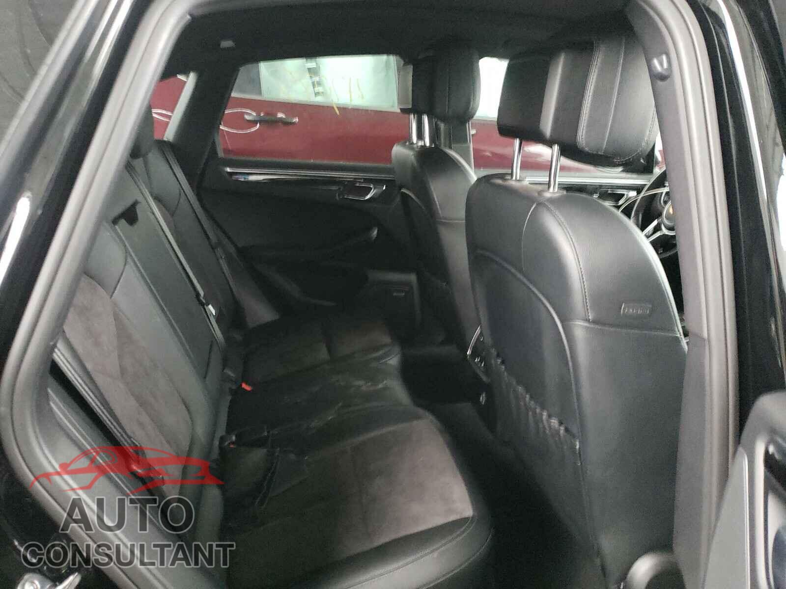 PORSCHE MACAN 2018 - WP1AA2A59JLB20966