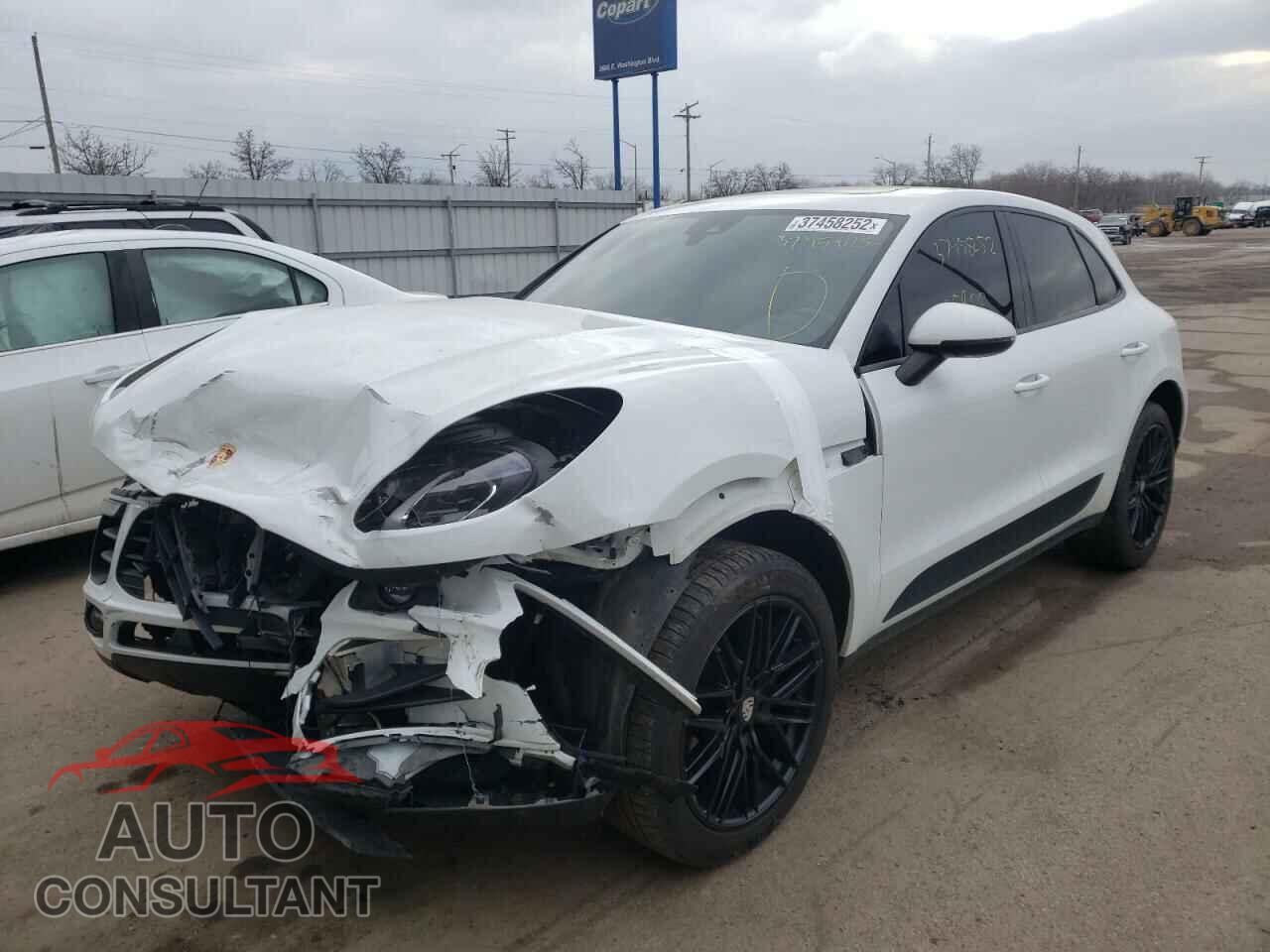 PORSCHE MACAN 2018 - WP1AA2A51JLB01375