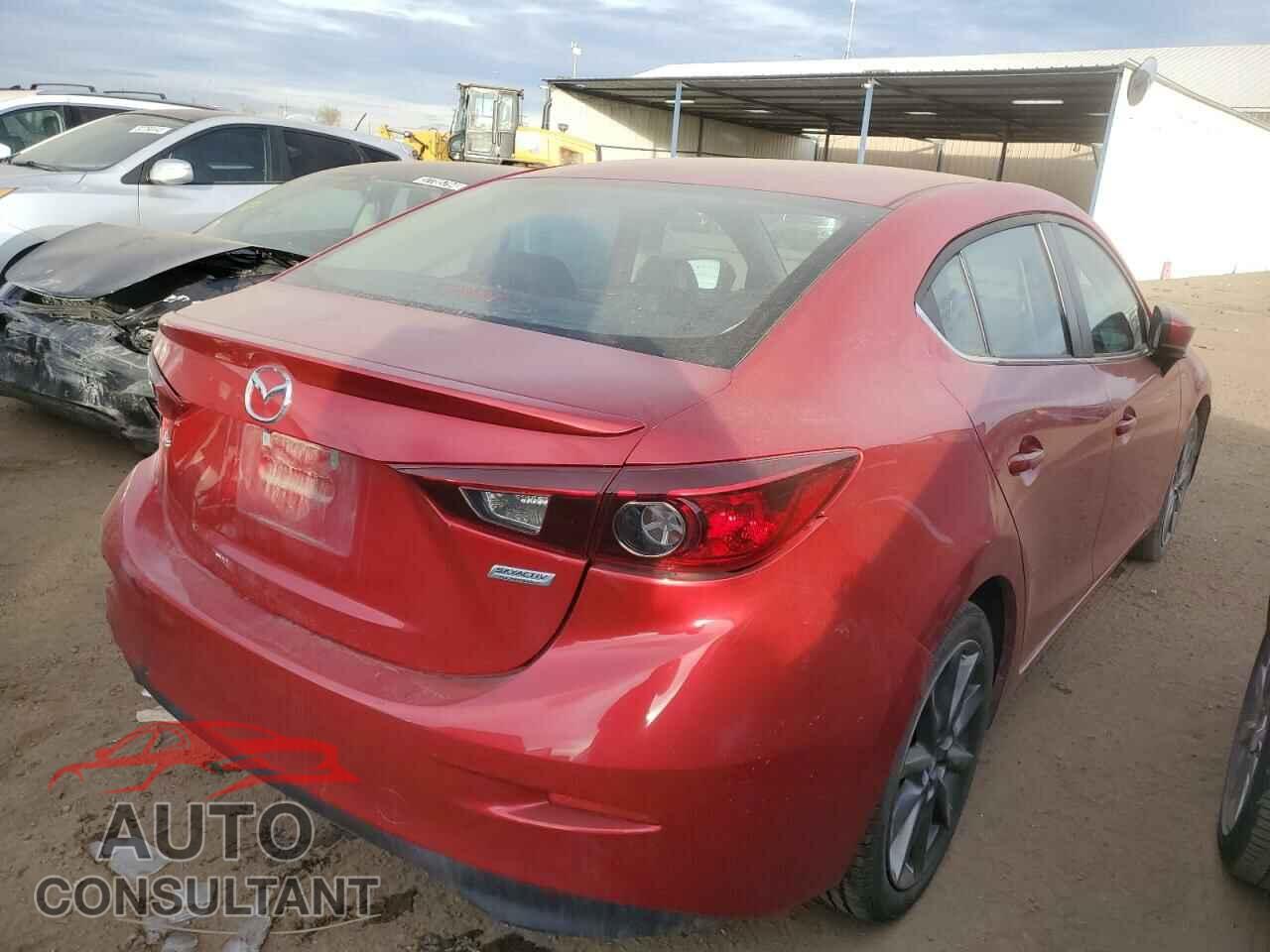 MAZDA 3 2018 - 3MZBN1V37JM184027
