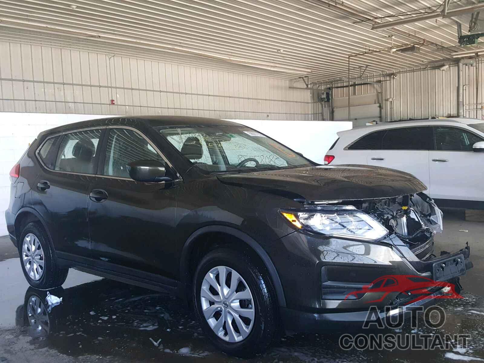 NISSAN ROGUE S 2017 - KNMAT2MV4HP541181