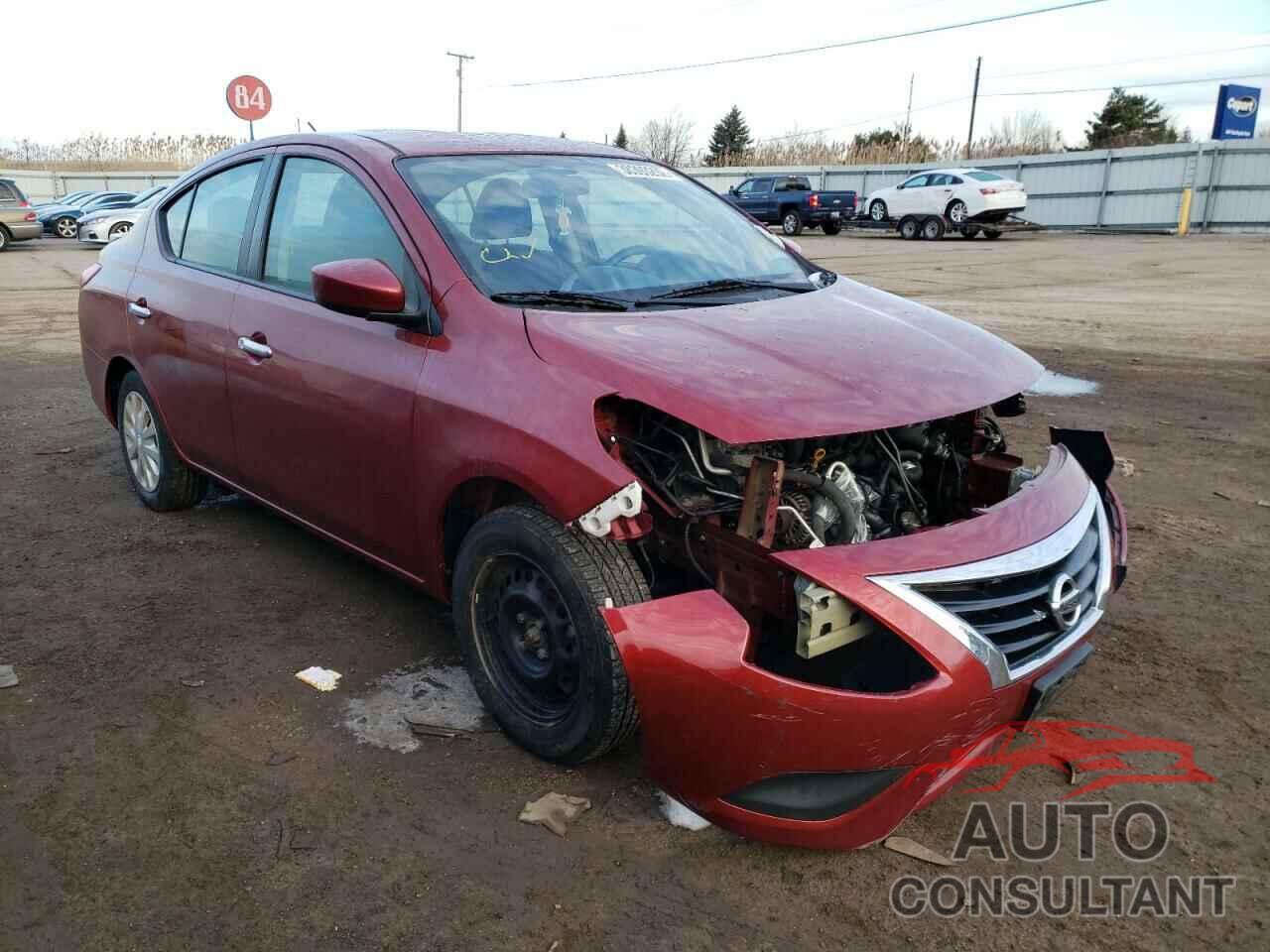 NISSAN VERSA 2018 - 3N1CN7APXJL830012