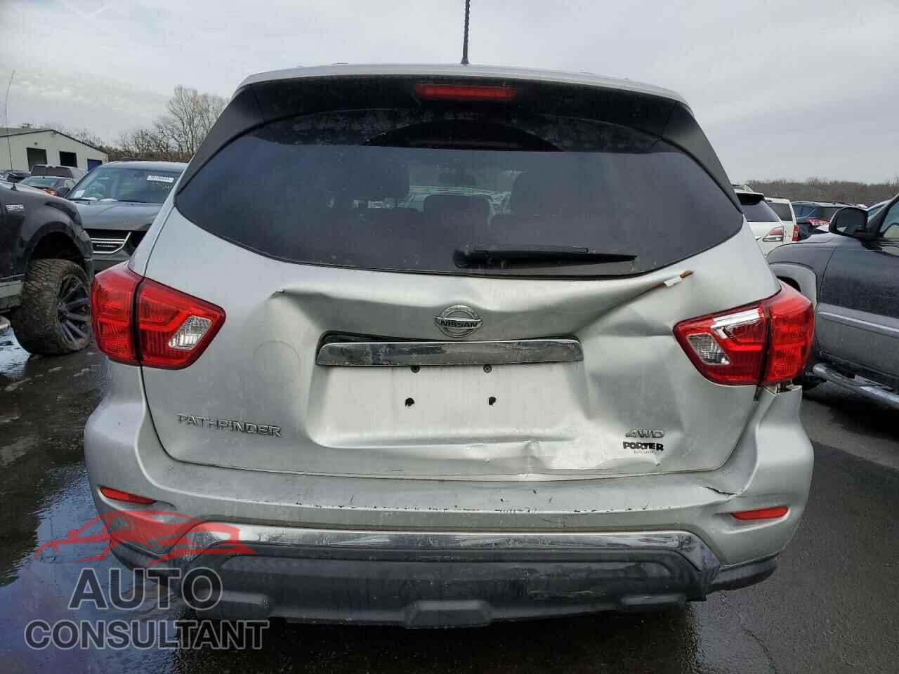 NISSAN PATHFINDER 2017 - 5N1DR2MM5HC911043