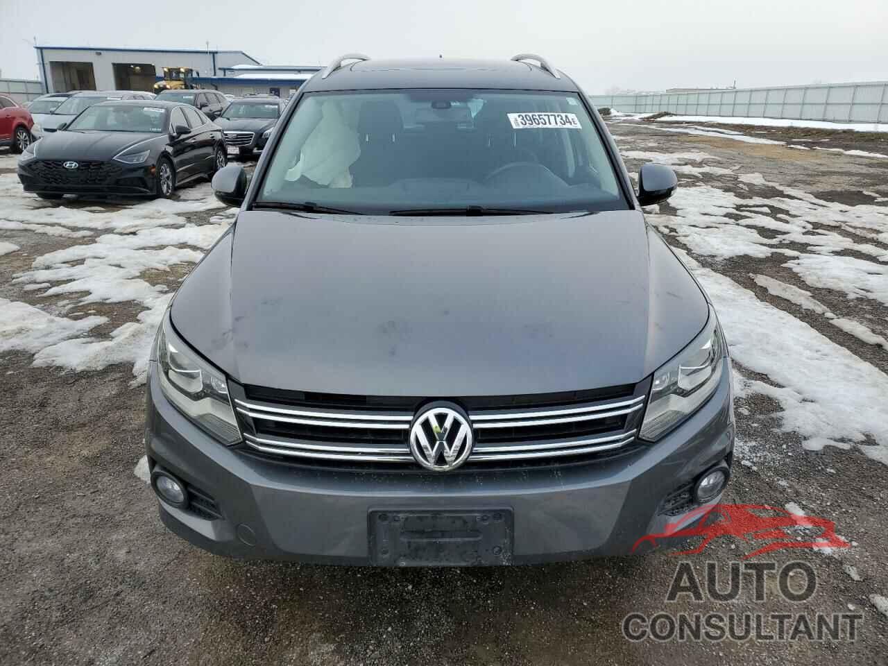 VOLKSWAGEN TIGUAN 2016 - WVGBV7AX0GW599614