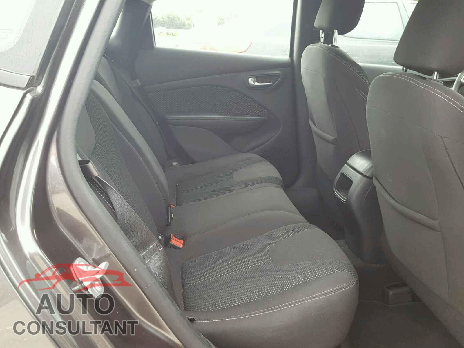 DODGE DART 2015 - 1C3CDFBB5FD128937