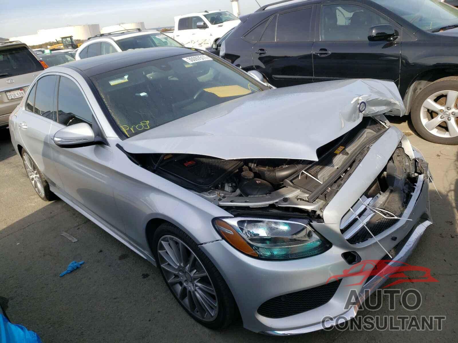 MERCEDES-BENZ C CLASS 2015 - 55SWF4JB7FU045140