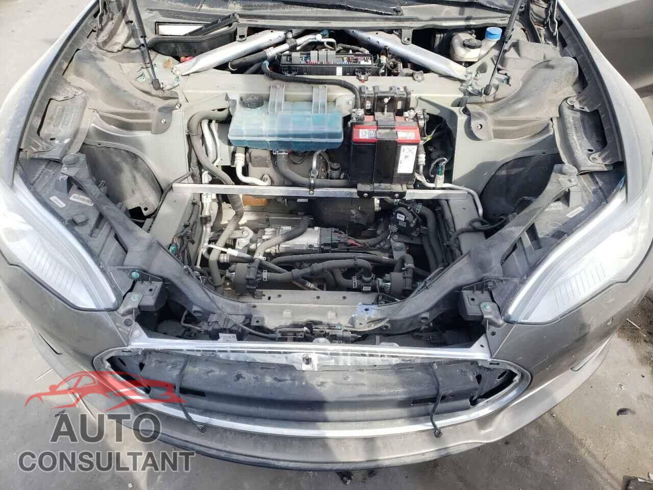 TESLA MODEL S 2016 - 5YJSA1E27GF121951