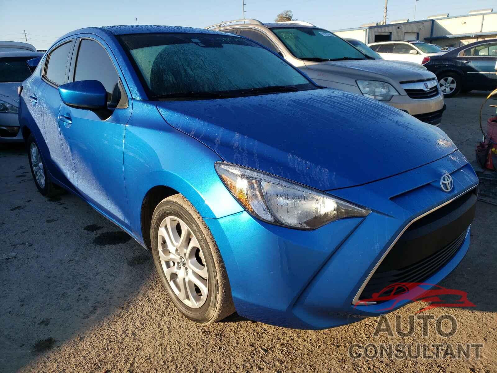 TOYOTA YARIS 2017 - 3MYDLBYV2HY154961