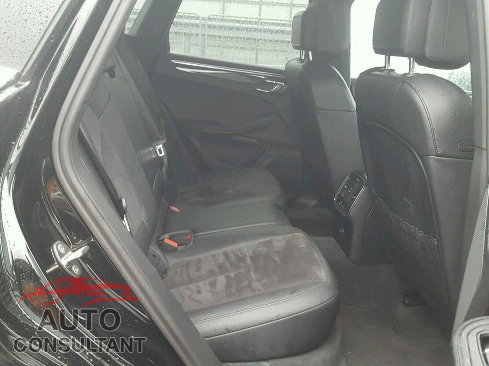 PORSCHE MACAN 2016 - WP1AB2A58GLB43886