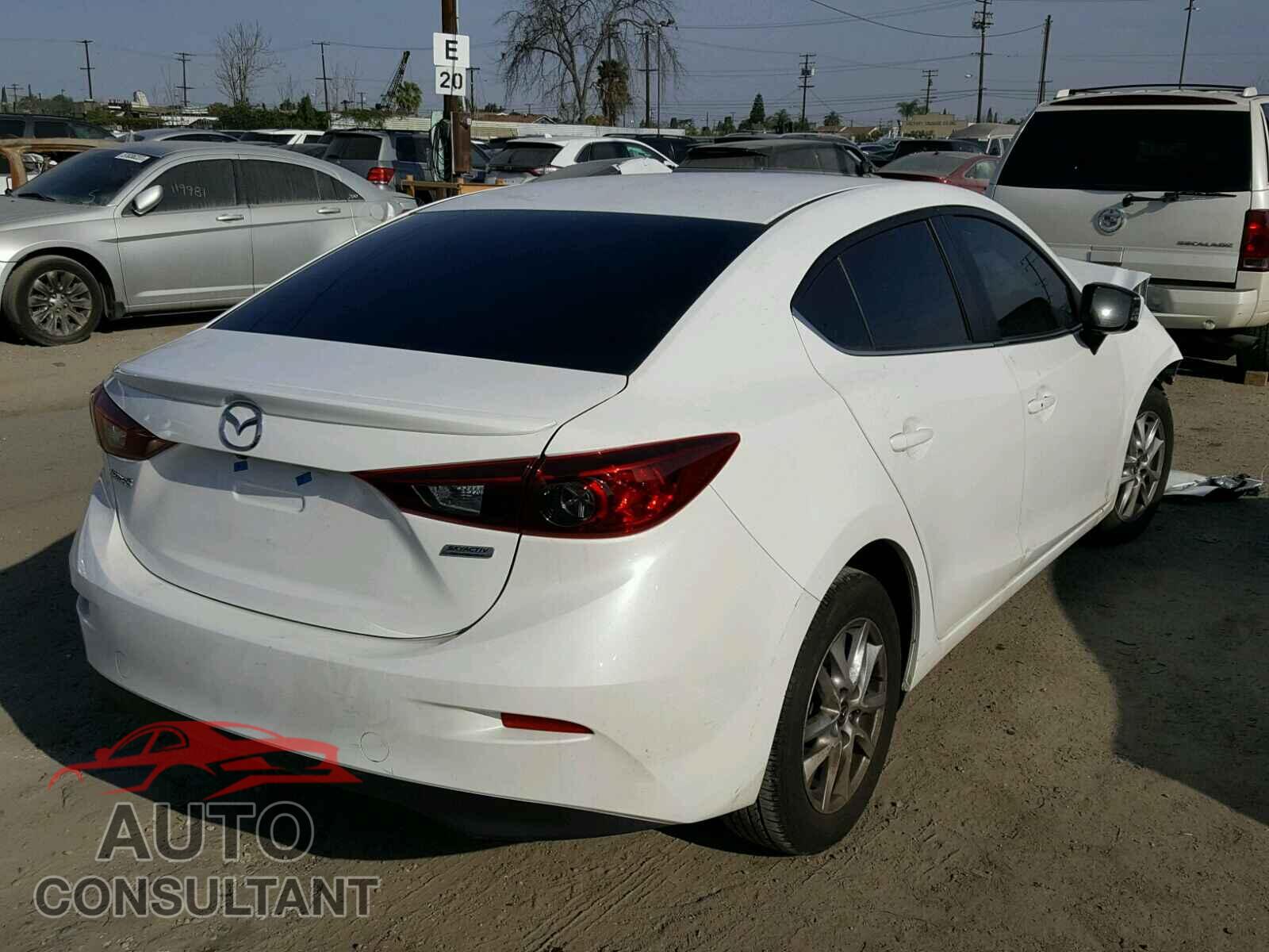 MAZDA 3 2016 - 3MZBM1V75GM314417