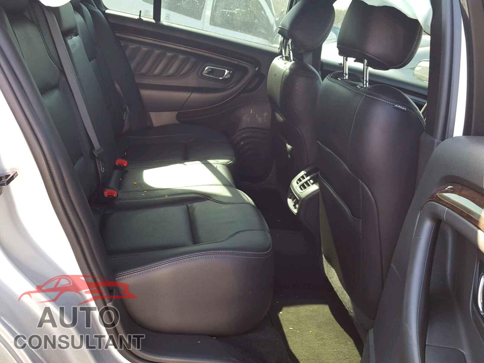 FORD TAURUS 2017 - 1FAHP2F85HG114995
