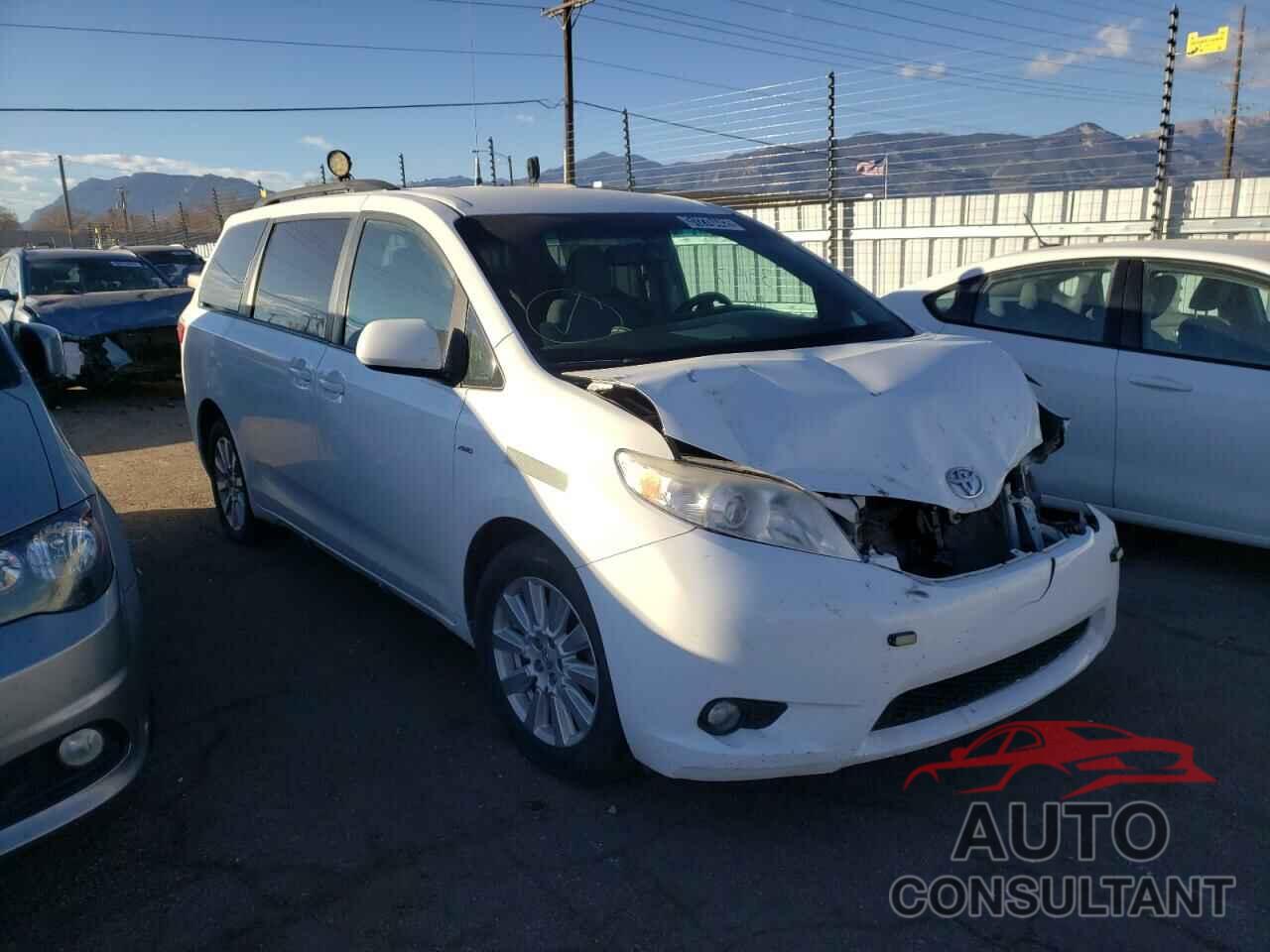 TOYOTA SIENNA 2017 - 5TDJZ3DC8HS163083