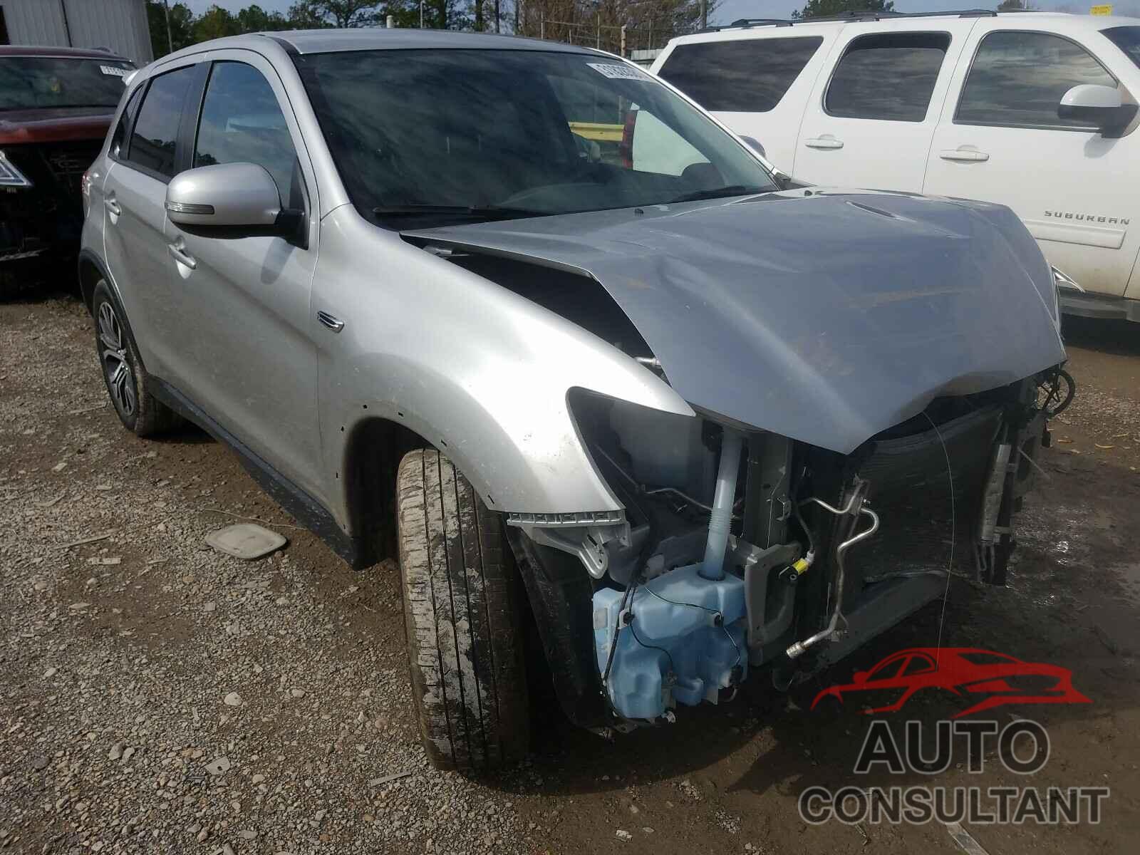 MITSUBISHI OUTLANDER 2018 - JA4AP3AU0JU023933