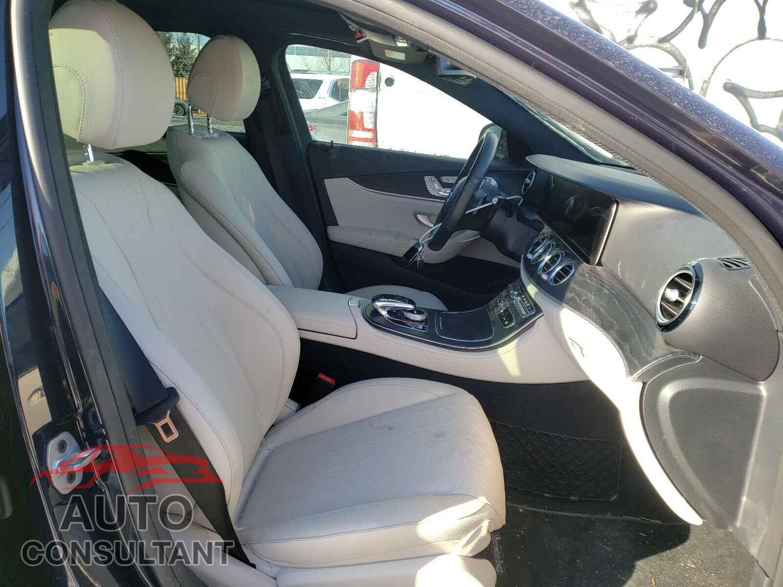 MERCEDES-BENZ E CLASS 2019 - WDDZF4KB2KA589521
