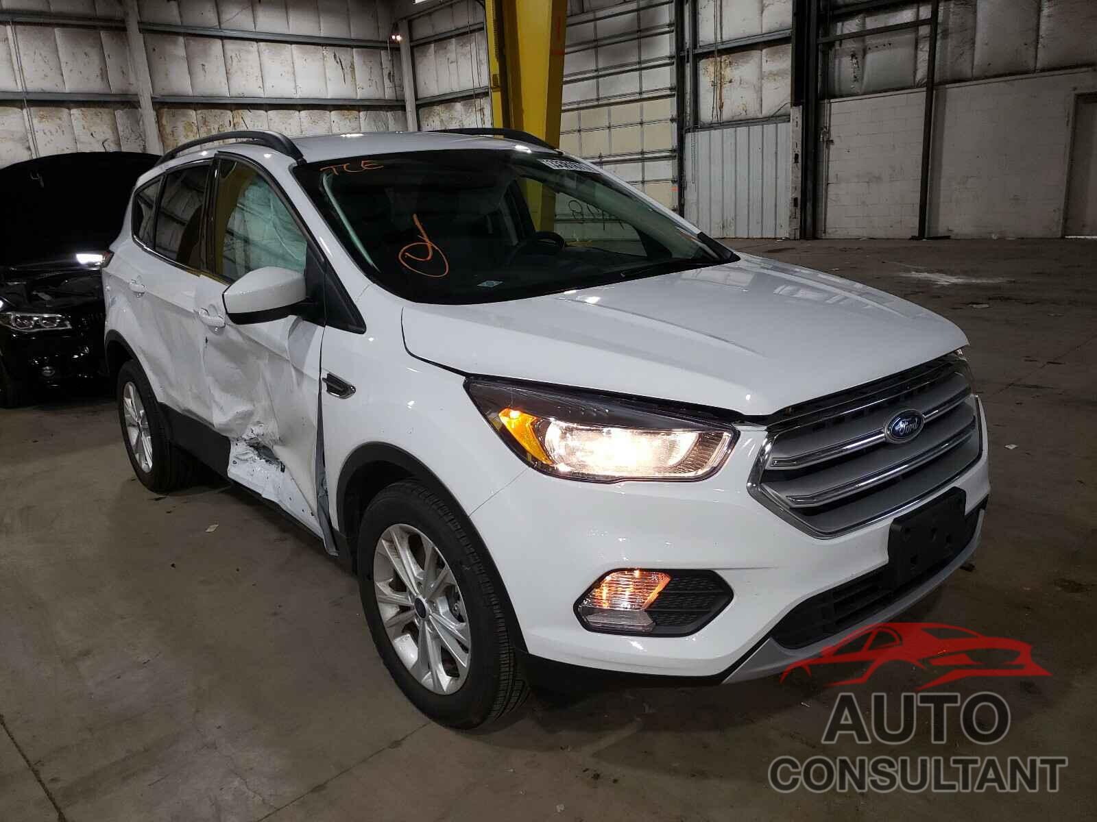 FORD ESCAPE 2018 - 1FMCU9GD9JUC36439