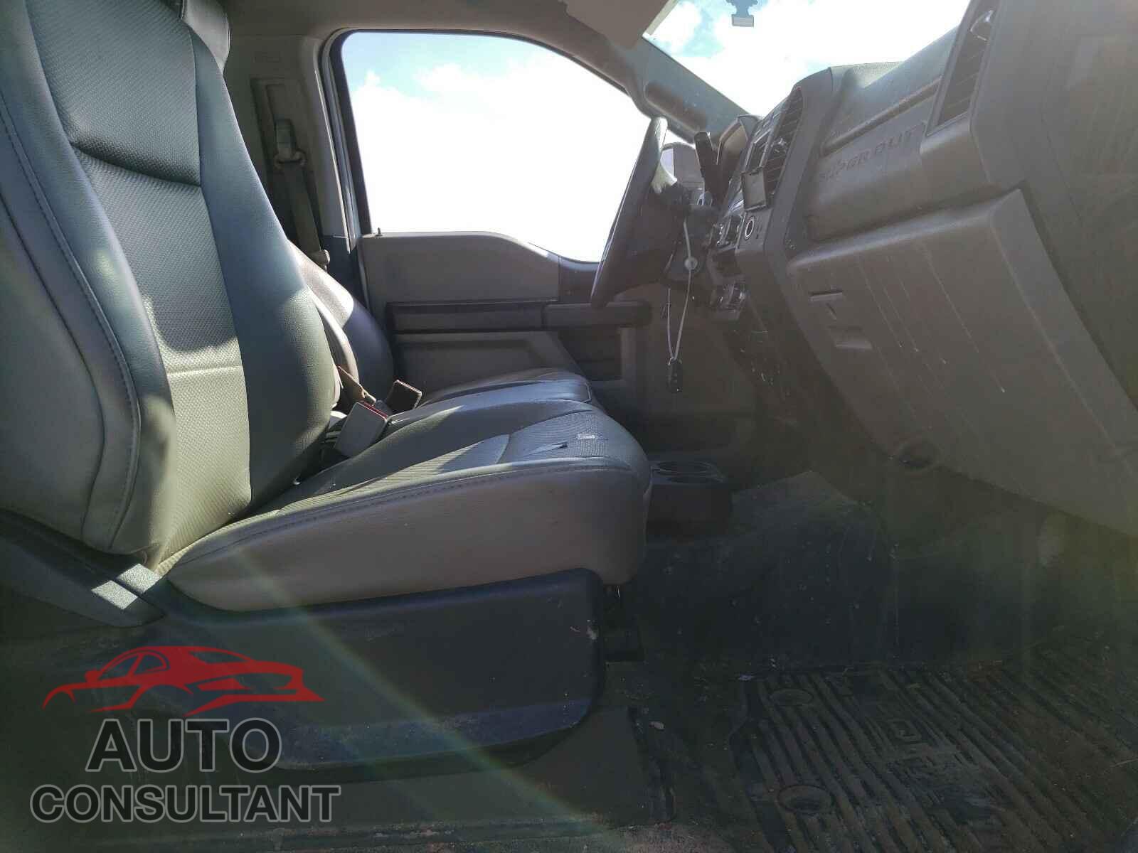 FORD F250 2017 - 1FTBF2A61HEB56374