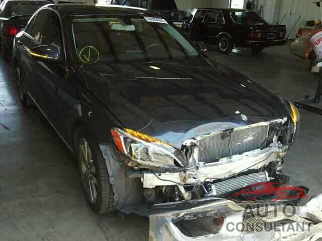 MERCEDES-BENZ C300 2015 - 55SWF4KB6FU026464